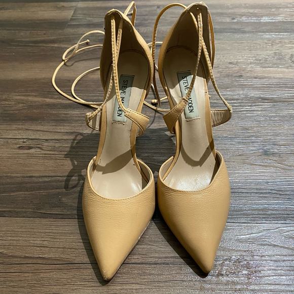 Steve Madden sz 7M tan strap up‎ stilletto heels - Picture 2 of 6